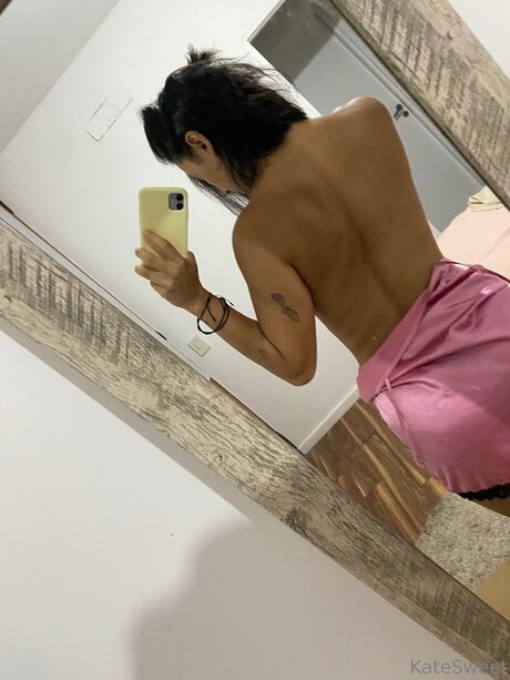 Katesweet22 modèle xxx img