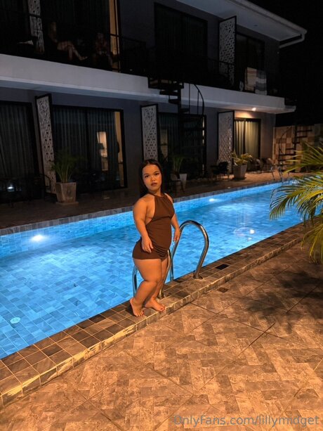 Lillymidget étoile hd des photos