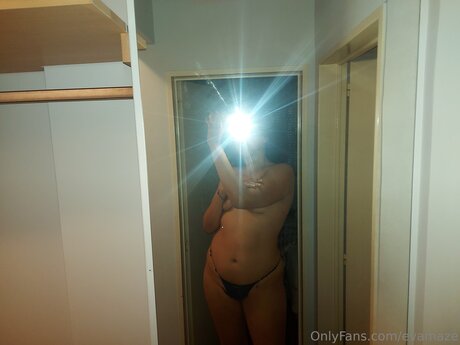 Evamaze star du porno gratuit image