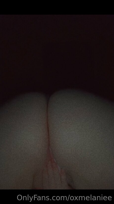 Oxmelaniee jolie étoile galeries