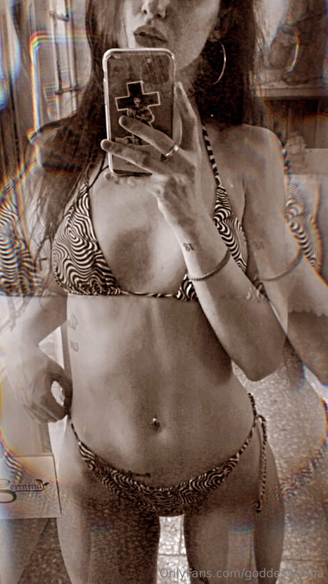 gros seins branlette espagnole onlyfans plutôt parfait des photos