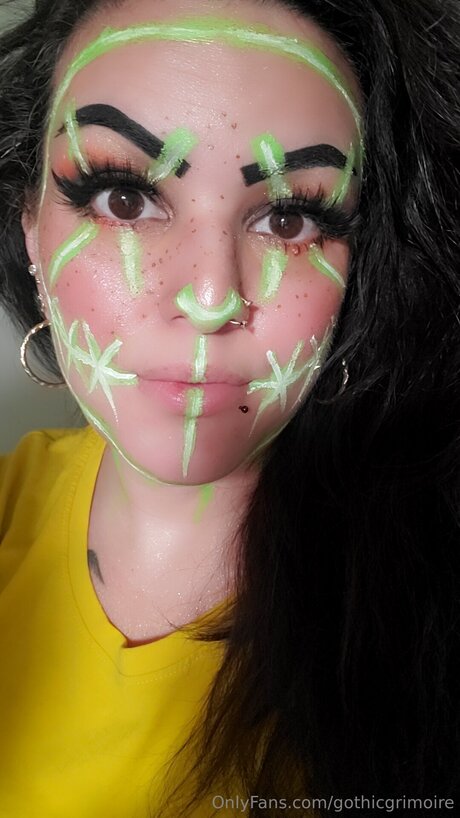 Gothicgrimoire modèle de haute qualité photos