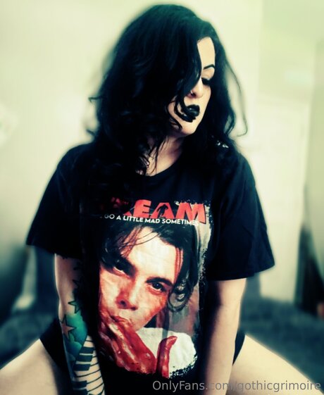 Gothicgrimoire actrice de grande qualité des photos