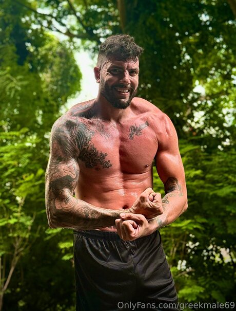 Greekmale69 beau modèle photos