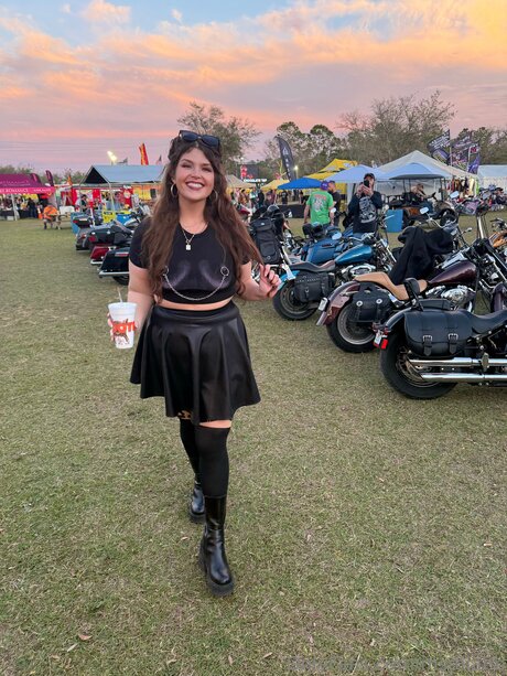 trans xxx uniquementfans beau archive