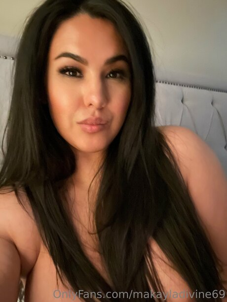 Makayladivine69 mannequin photos