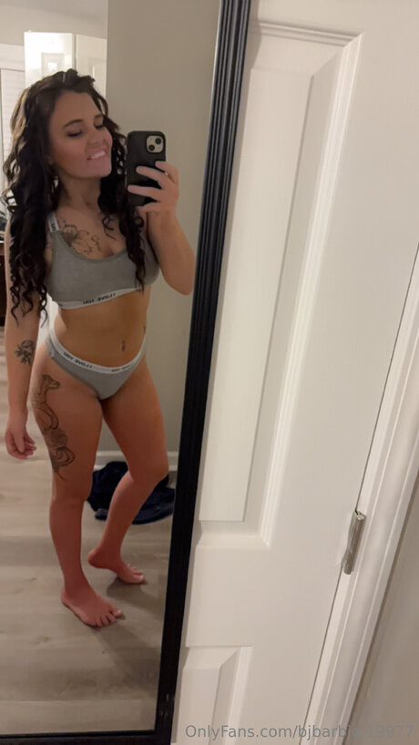 Bjbarbie 19977 haut modèle des photos