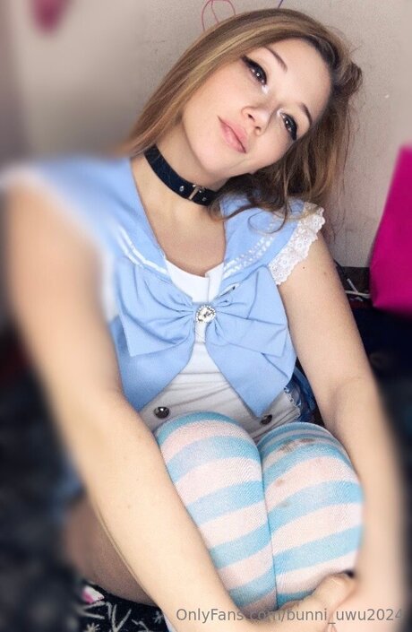 fans dia uniquement haut érotique image