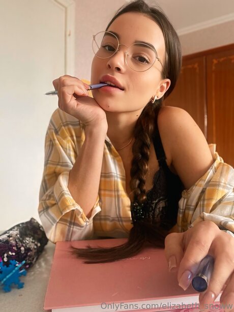 Elizabeth Dreamm actrice exclusive des photos