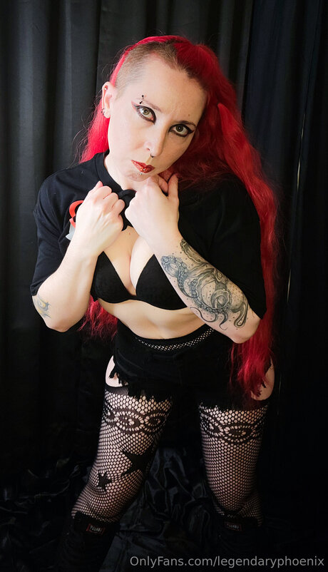 bbw gothique uniquementfans érotique en haute qualité collection