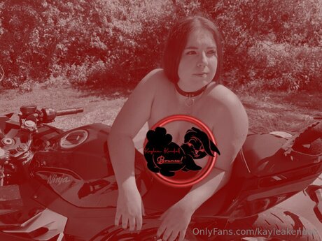 Kayleakendall étoile de l'art collection