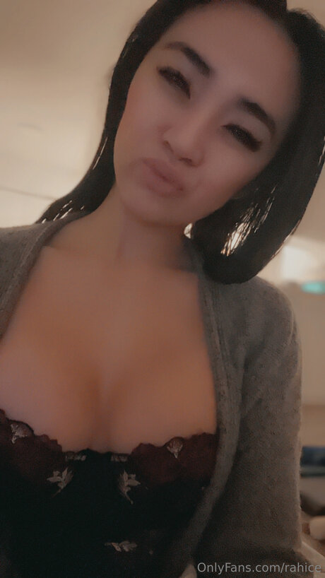 fellation asiatique onlyfans nus pornographiques galeries