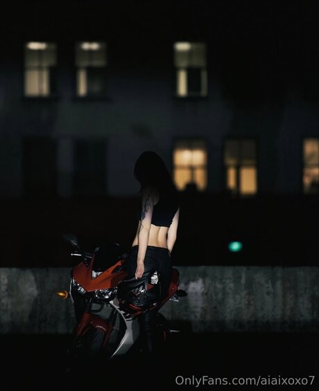 Aiaixoxo7 étoile nue photos