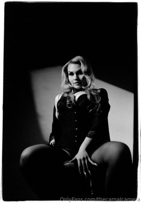 Thecarnalcamera xxx star du porno img