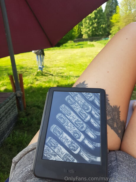 Maya Dreamx star érotique images