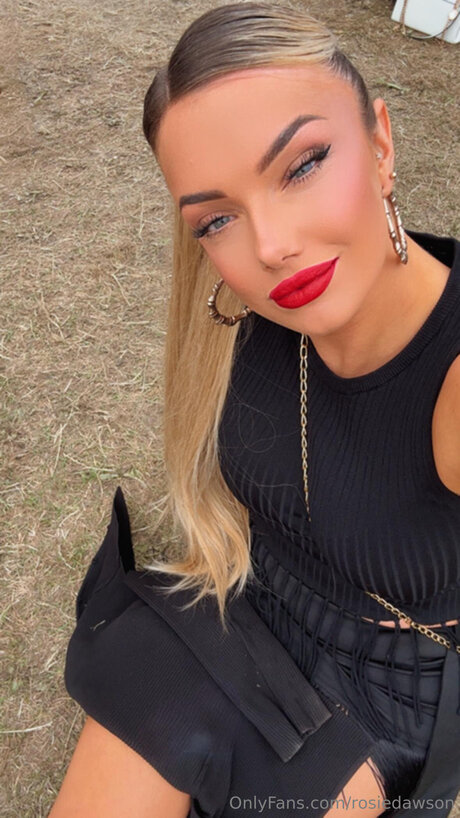 grand-mère onlyfans nus exclusifs image