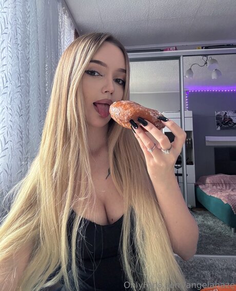 adolescent maigre onlyfans haut galerie