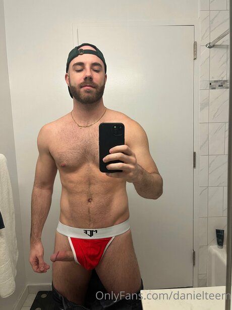 Danielteem actrice hd galeries