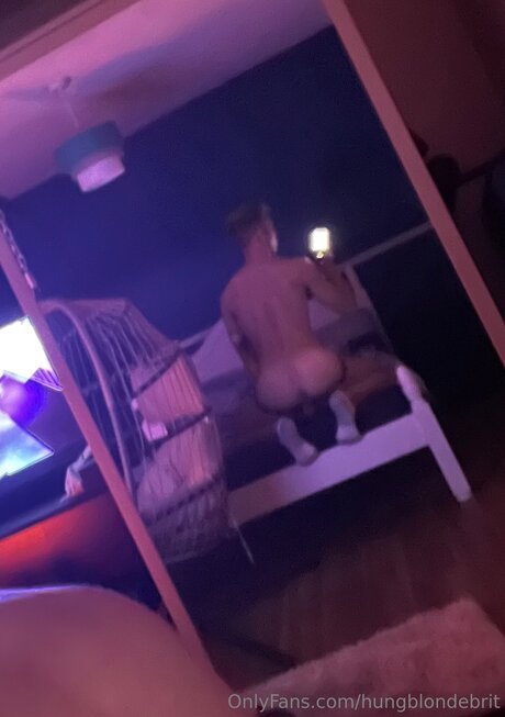 Hungblondebrit star du porno en haute qualité collection