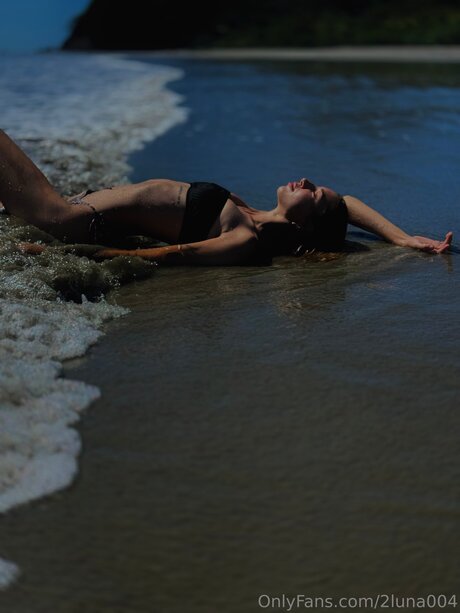 2luna004 modèle adulte galerie
