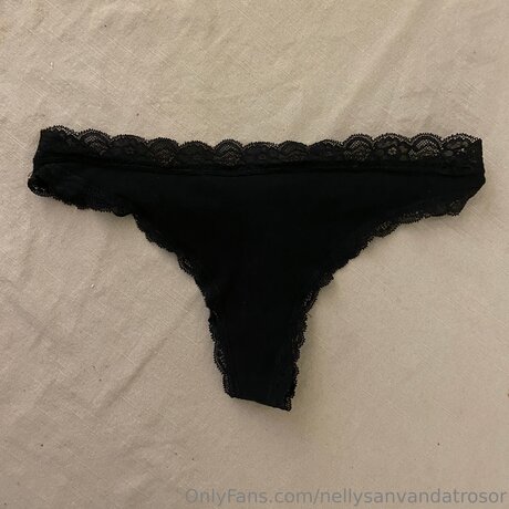 Nellysanvandatrosor étoile érotique galeries