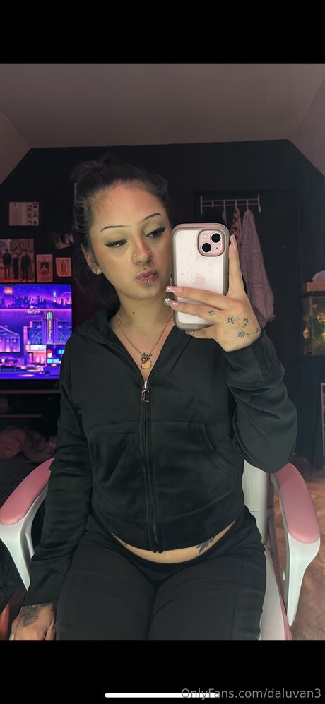 Daluvan3 star du porno xxx photos