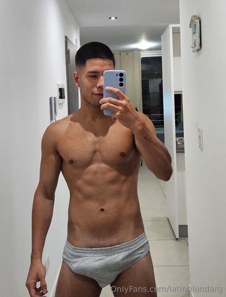 gros seins ébène onlyfans art de haute qualité image