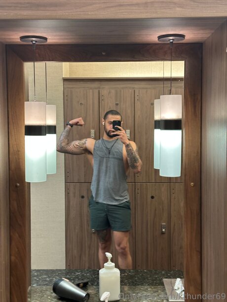 Kthunder69 Profilfoto