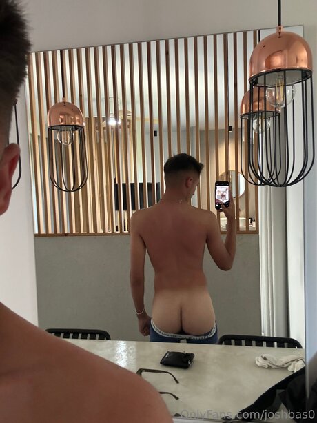 Joshbas0 étoile chaude galerie