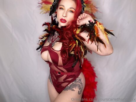 Yourscarletharlotxxx star du porno sexy img