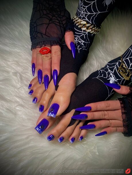 Thee Celeste actrice artistique photos