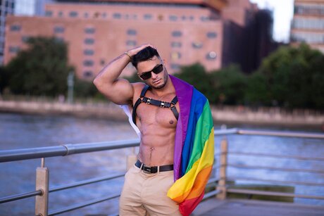 Axelrockham étoile sexy img