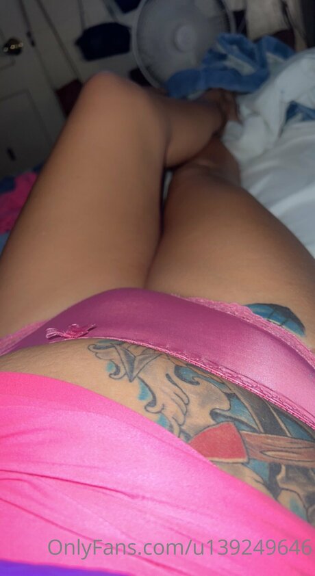 U139249646 modèle exclusif galeries