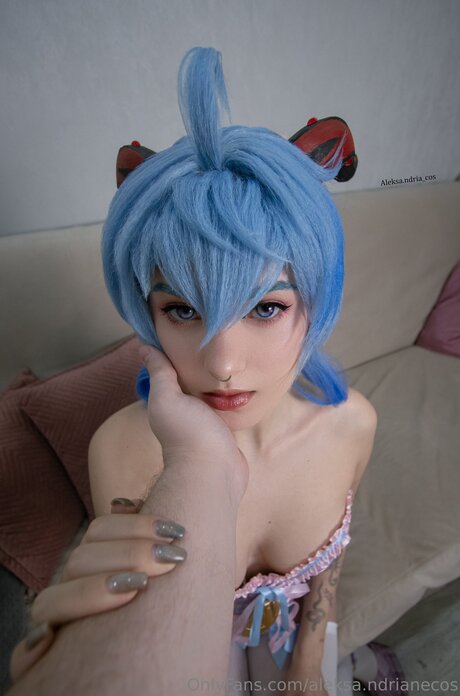 chaton potelé uniquementfans beau sexe image