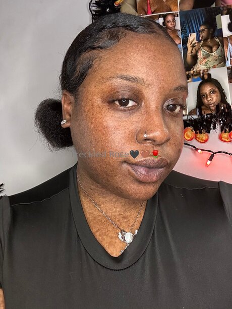 grands et plantureux onlyfans nu exclusif image