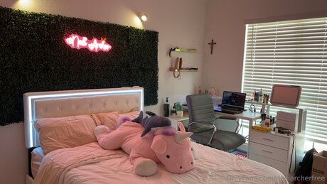 Neciarcherfree actrice adulte photo