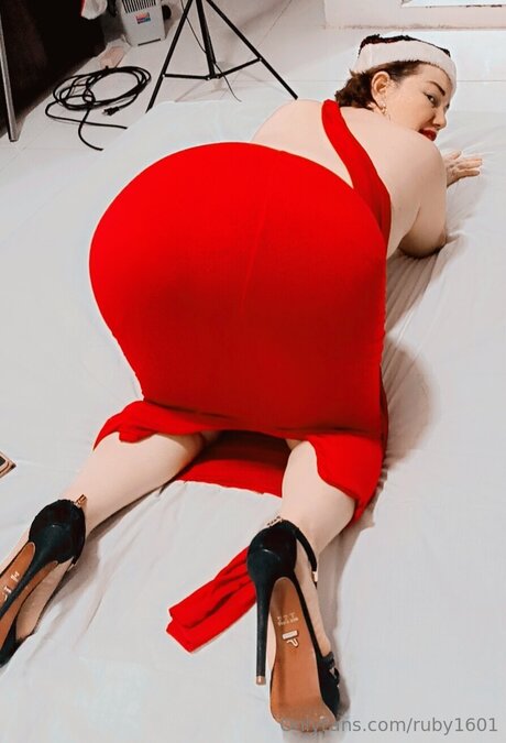 Ruby1601 modèles nus galeries