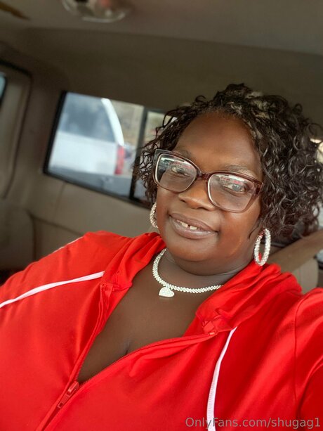 Shugag1 modèle de sexe img