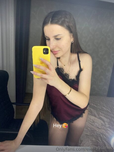 Starryscarlet actrice artistique photos