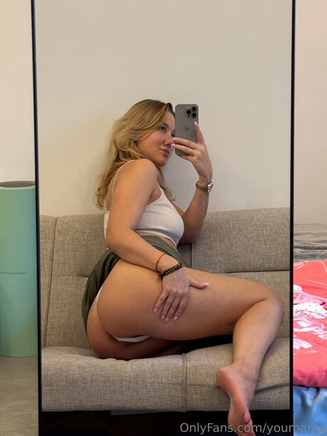 Youmarija art de star du porno images