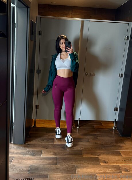 Miko Miau top star images