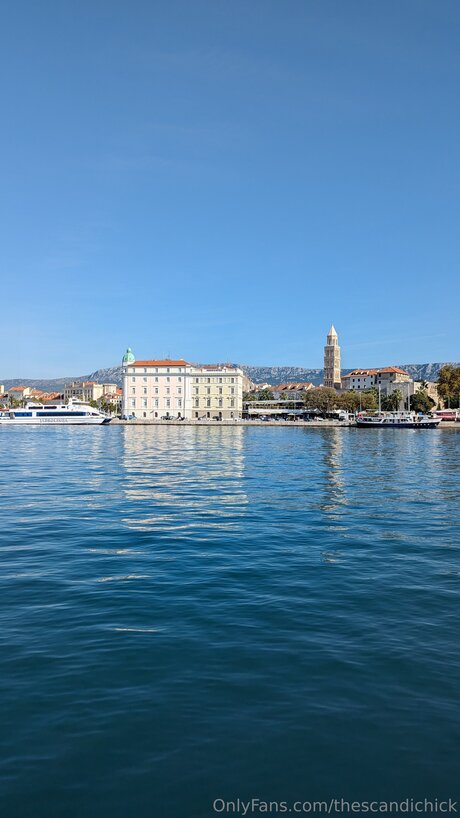 Thescandichick nus star du porno galerie