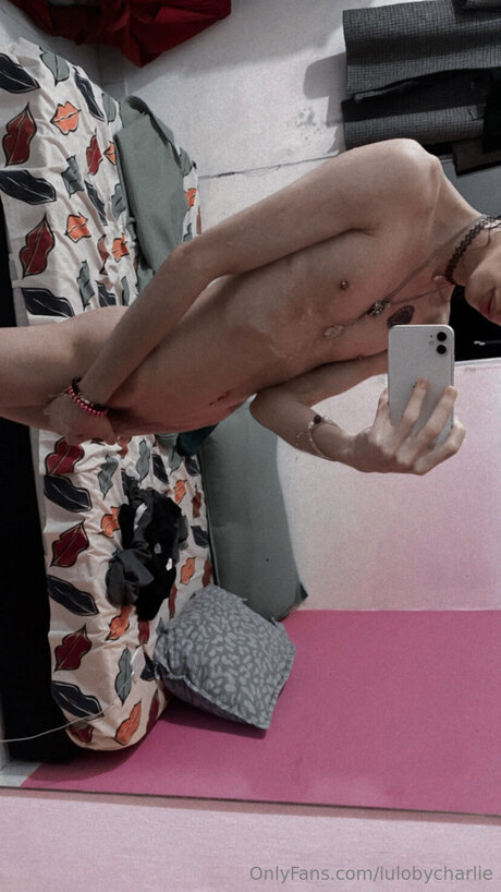 Lulobycharlie modèle de sexe galerie