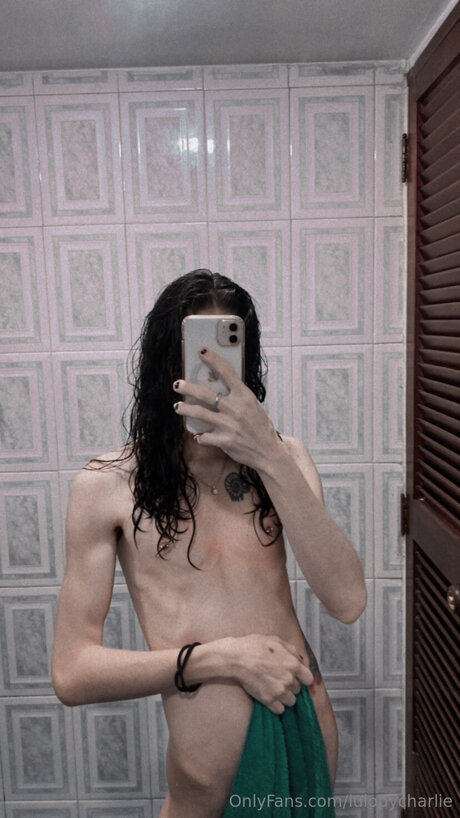 Lulobycharlie actrice de sexe photo