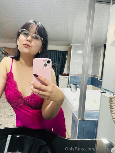 Paulidee étoile exclusive photo