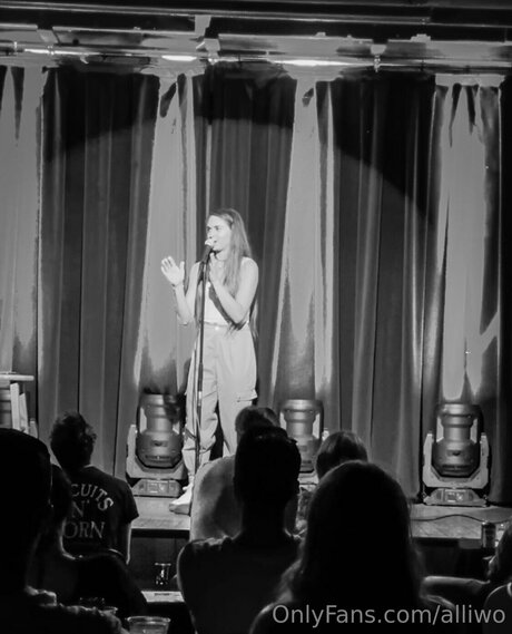 Alliwo nus de stars du porno galerie