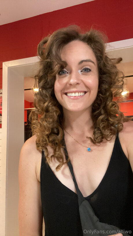 Alliwo mannequin photos