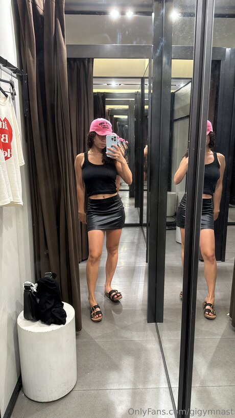 Gigymnast actrice nue collection