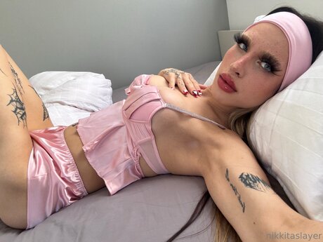 Nikkitaslayer actrice exclusive galeries