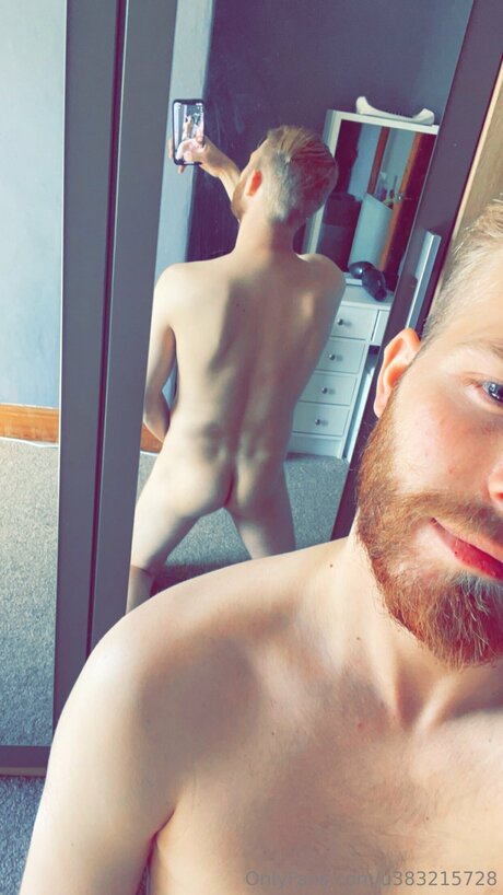 Lukeea modèles nus photos